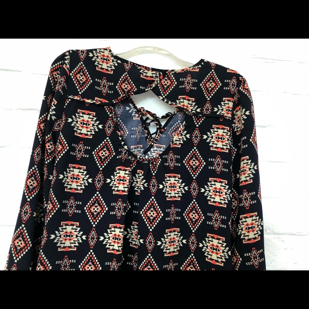 Aztec Dress - Picture 4 of 4